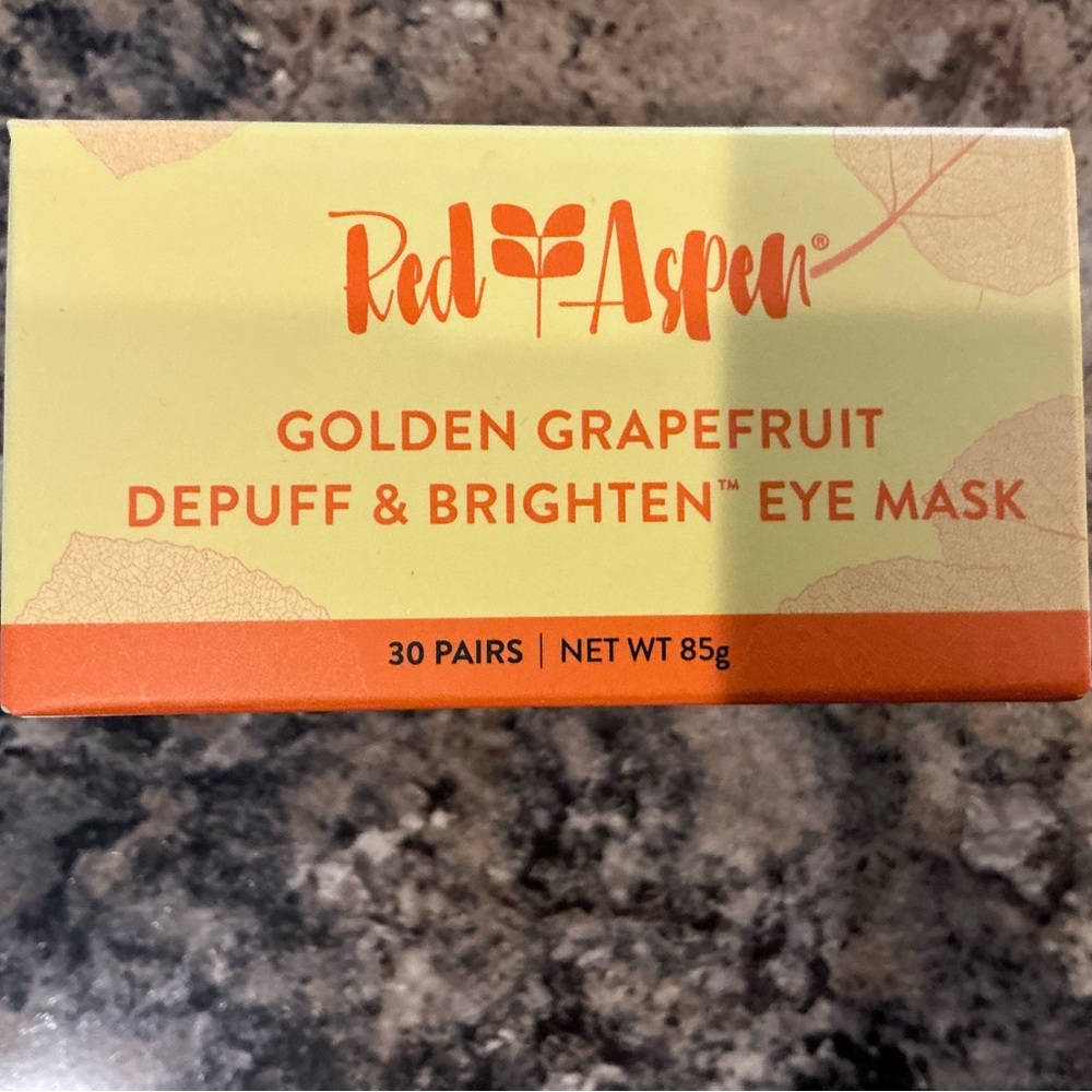 Golden Grapefruit Depuff & Brighten Eye Mask